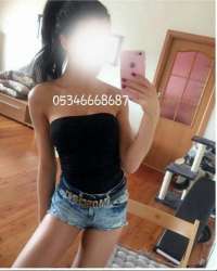 Azeri Escort Azra: Seksi ve Tutkulu Bir Deneyim