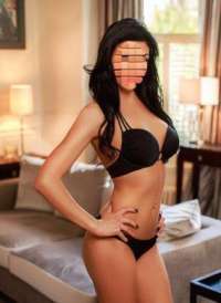 Azeri Escort Bayanın Göz Alıcı Tercübesi