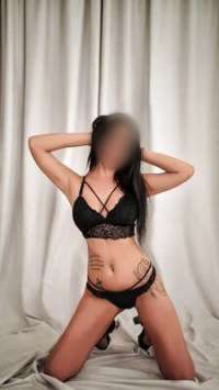 Azeri Escort: Sizi Tatmin Etmek İçin Hazır