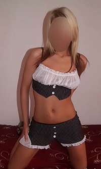 Azeri Escort'un Çarpıcı Güzeli Burada, Hazır mısınız?