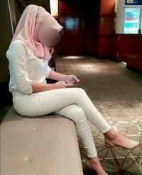 Egzotik Güzelliğinizi Mersin Pozcu Eskort Partneri Tanıtıyor